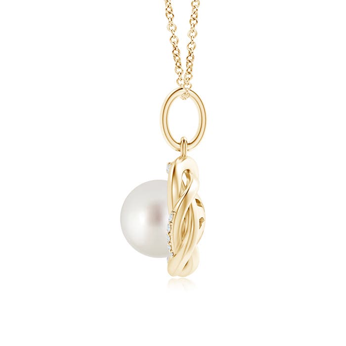 AAA - South Sea Cultured Pearl / 5.38 CT / 14 KT Yellow Gold