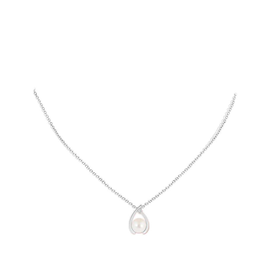 8mm AAA Freshwater Pearl Wishbone Pendant with Diamond in White Gold pen