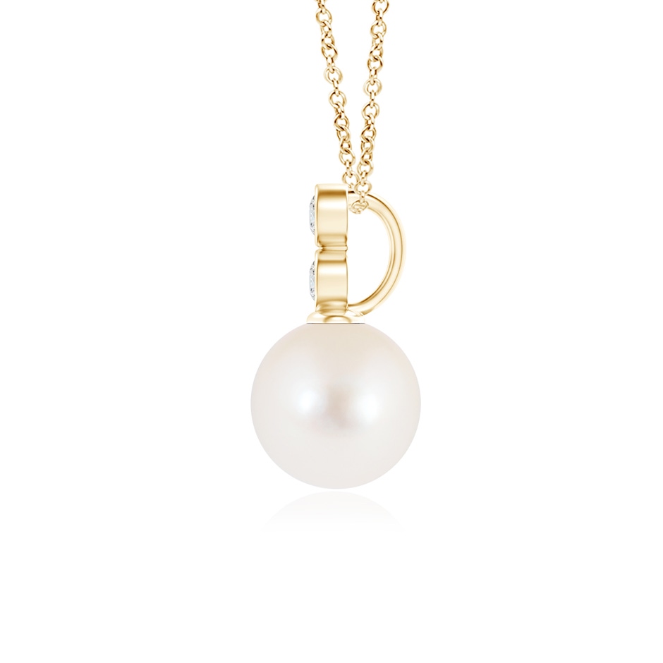 7mm AAA Freshwater Pearl Pendant with Bezel Diamonds in Yellow Gold product image