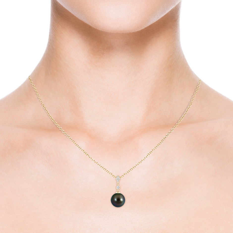 10mm AAAA Classic Tahitian Pearl Drop Pendant with Diamonds in Yellow Gold product image