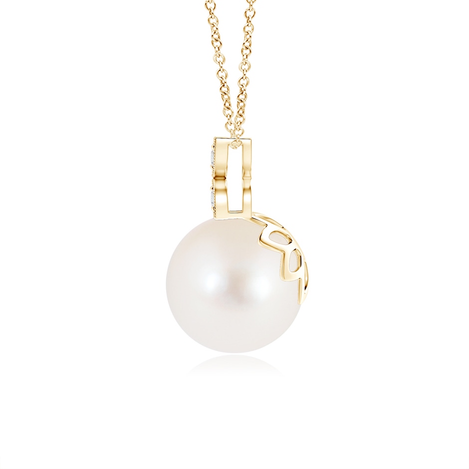 8mm AAA Freshwater Pearl Pendant with Diamond Floral Bale in Yellow Gold product image