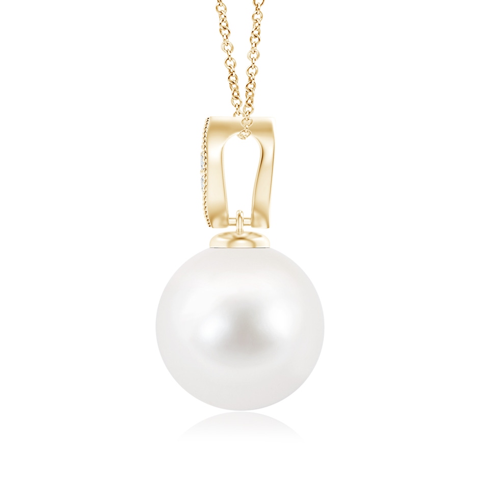 10mm AA Freshwater Pearl Pendant with Diamond Leaf Bale in Yellow Gold product image