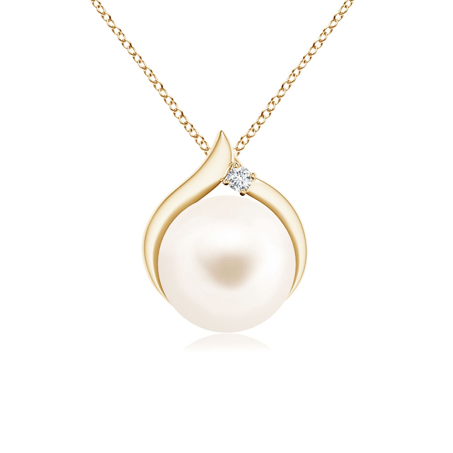 Buy Freshwater Pearl Solitaire Pendant Necklaces in UK | Angara