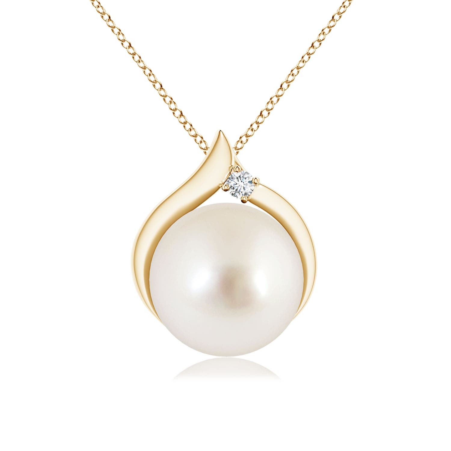 AAAA - South Sea Cultured Pearl / 5.27 CT / 14 KT Yellow Gold