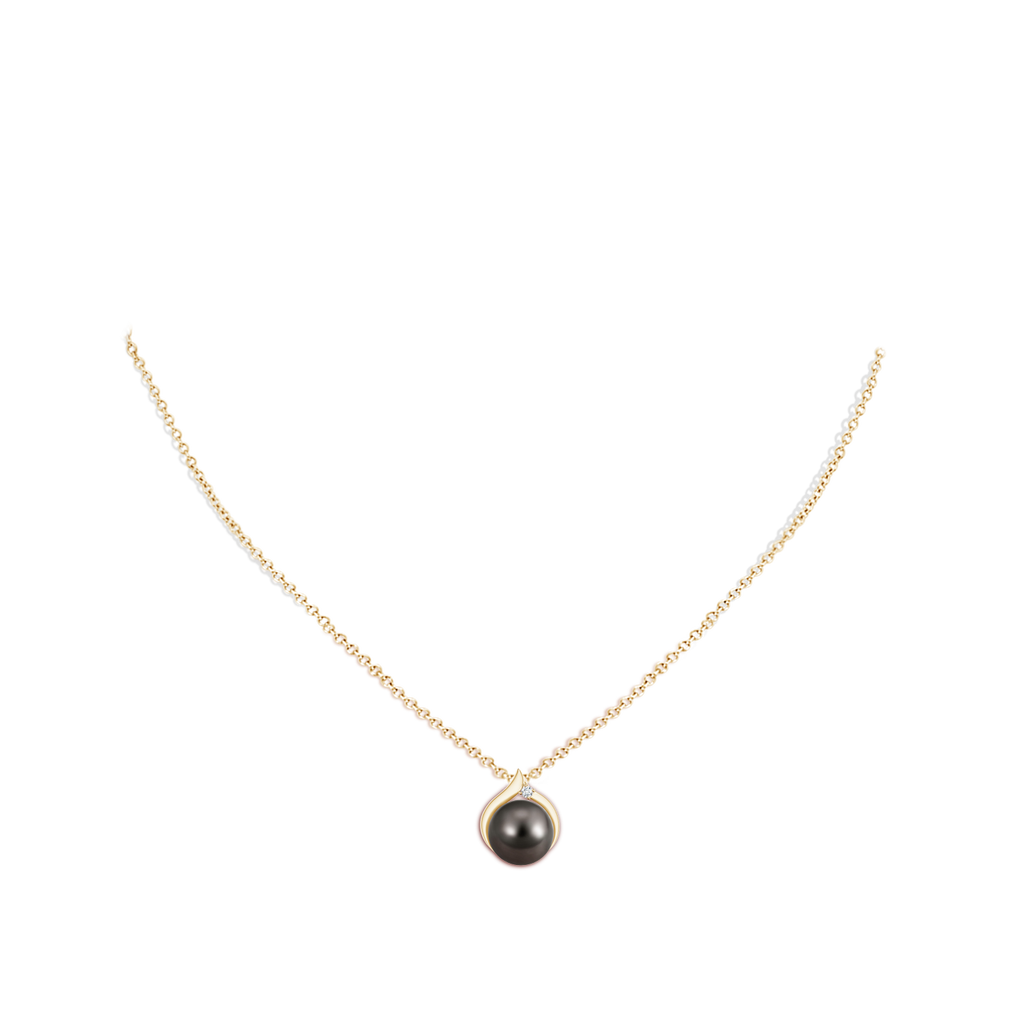 10mm AAA Tahitian Pearl Solitaire Pendant with Diamond in Yellow Gold pen