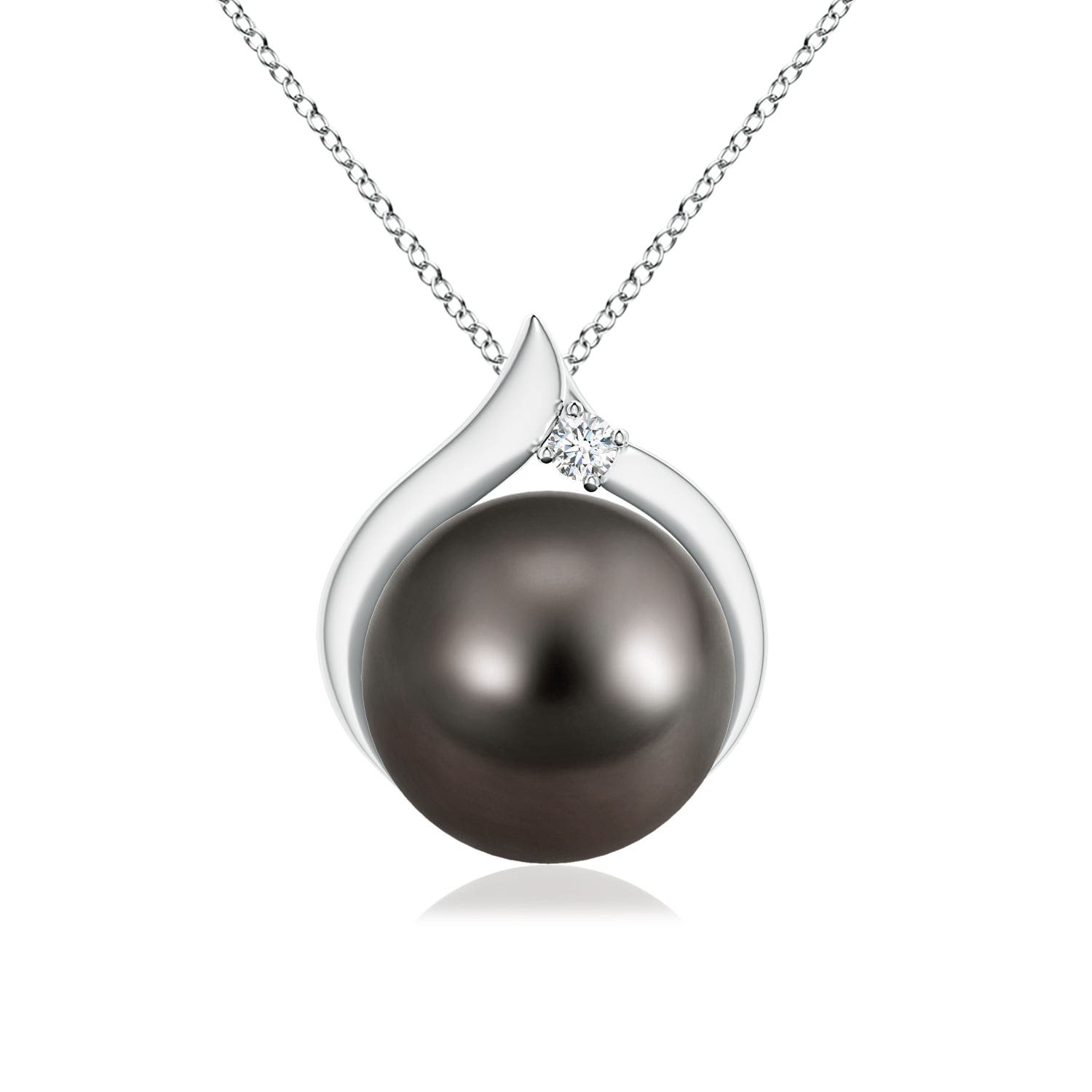 Tahitian Pearl Solitaire Pendant with Diamond