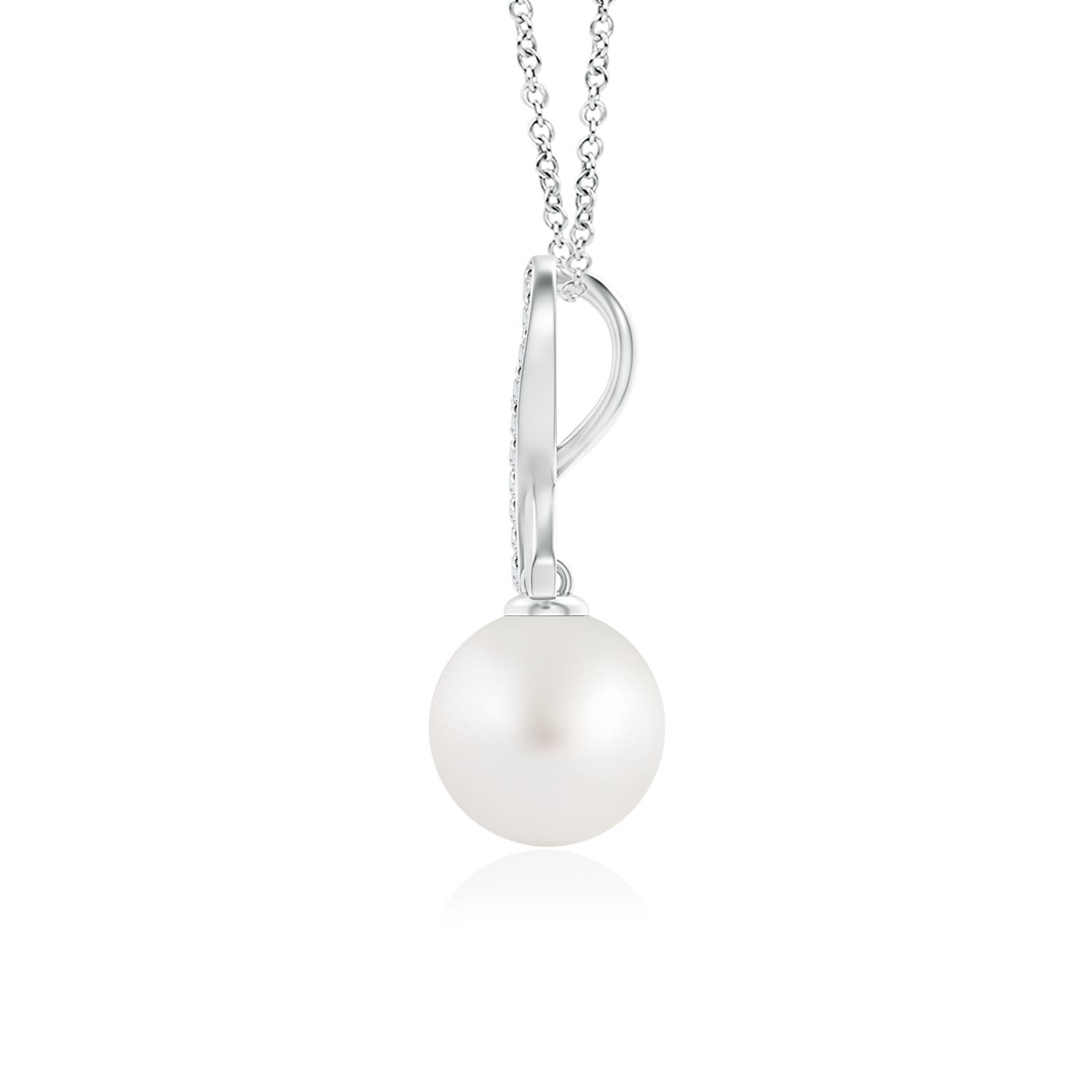 AA - South Sea Cultured Pearl / 7.28 CT / 14 KT White Gold