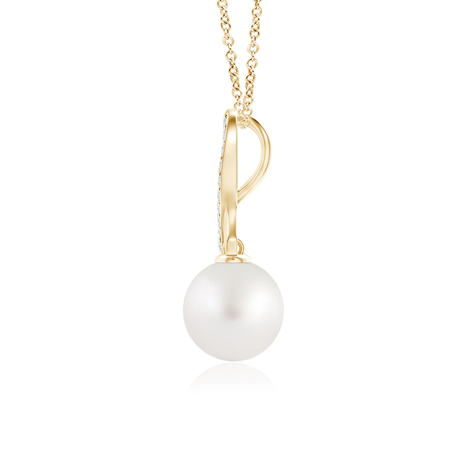 AA - South Sea Cultured Pearl / 7.28 CT / 14 KT Yellow Gold