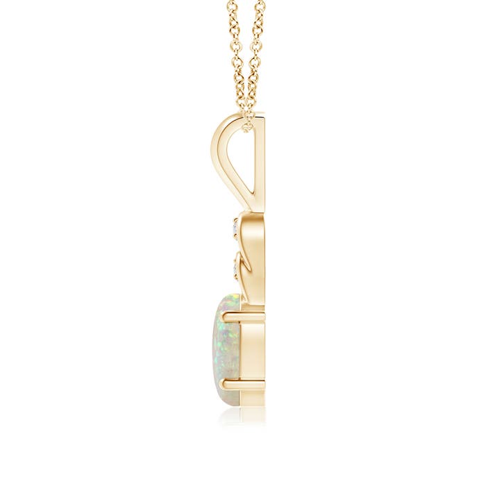 AAA - Opal / 0.82 CT / 14 KT Yellow Gold