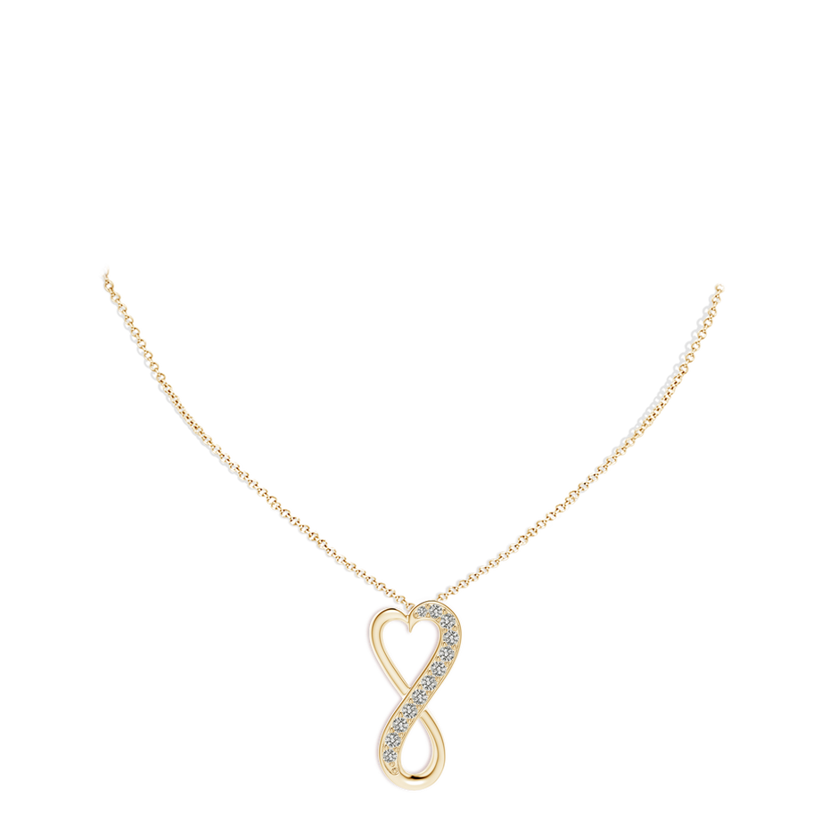2.25mm KI3 Pave-Set Diamond Infinity Heart Pendant in Yellow Gold pen