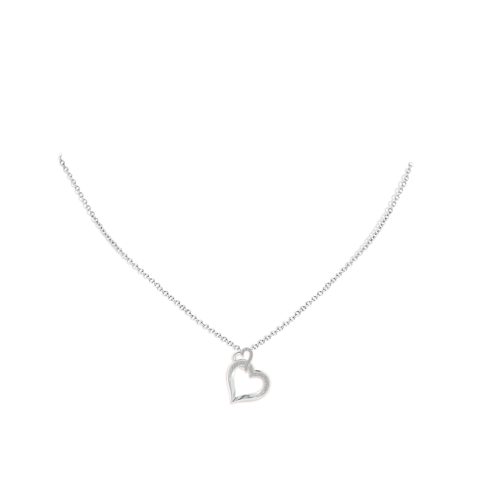 0.9mm KI3 Interlinked Diamond Tilted Heart Pendant in 18K White Gold pen