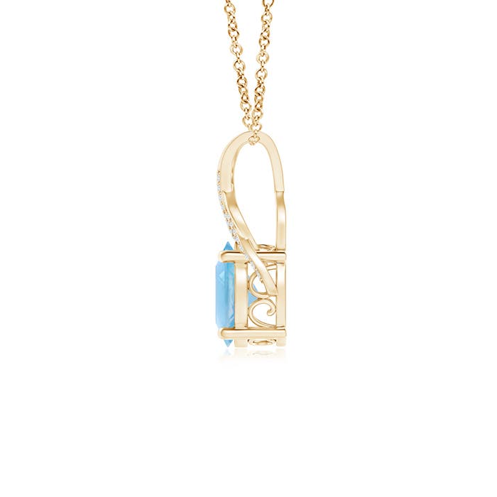 A - Swiss Blue Topaz / 3.31 CT / 14 KT Yellow Gold