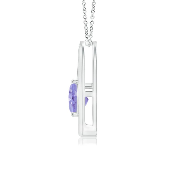 A - Tanzanite / 0.89 CT / 14 KT White Gold