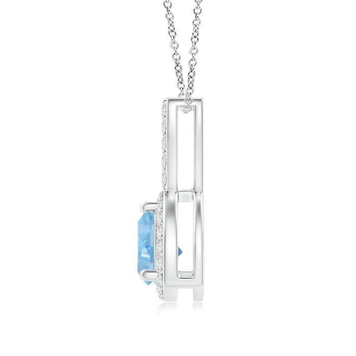 AAA - Aquamarine / 0.47 CT / 14 KT White Gold