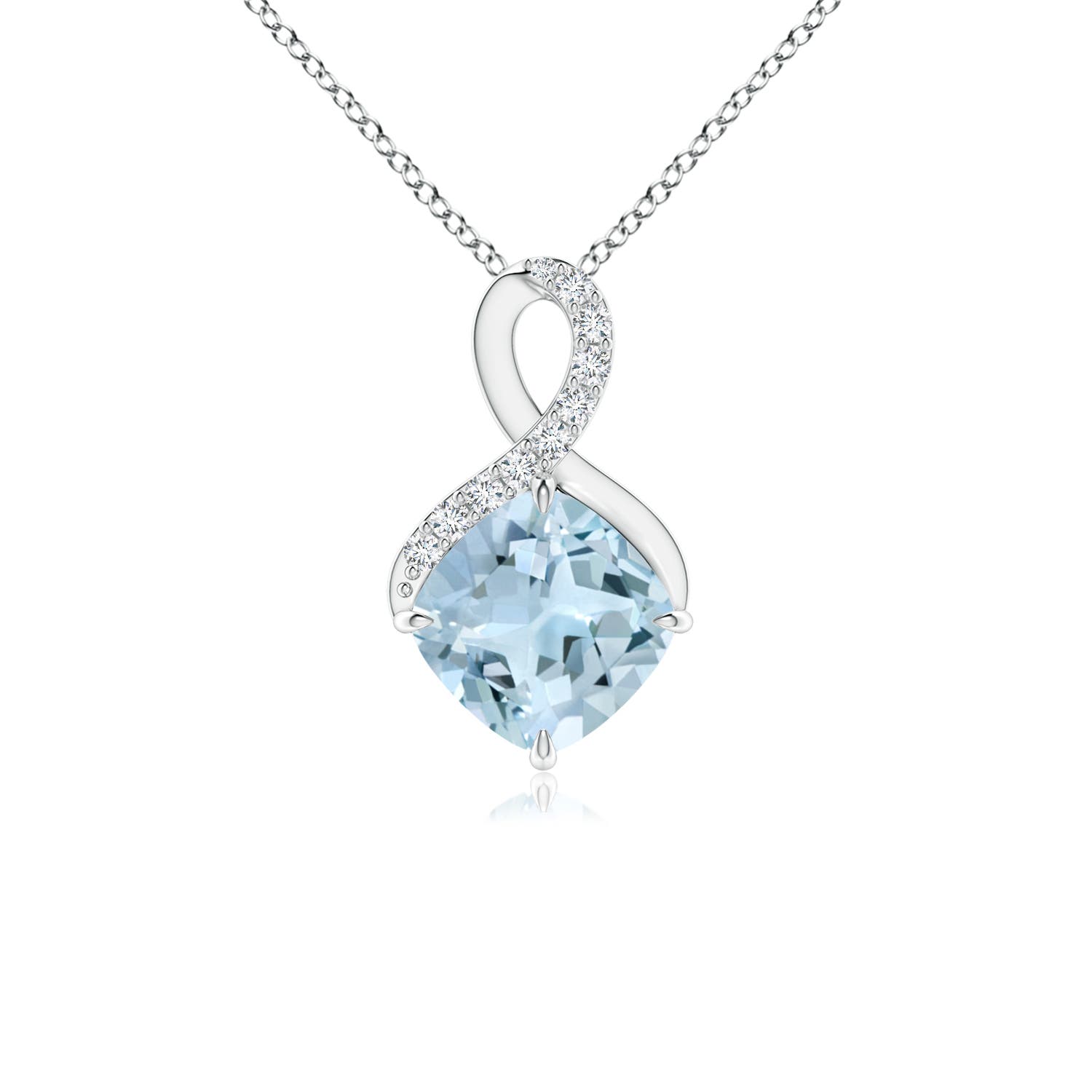 AA - Aquamarine / 0.92 CT / 14 KT White Gold