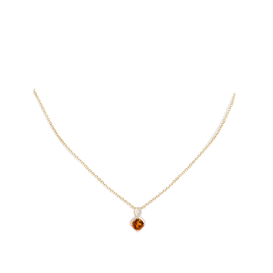 6mm AAAA Claw-Set Citrine Infinity Pendant with Diamonds in Yellow Gold pen