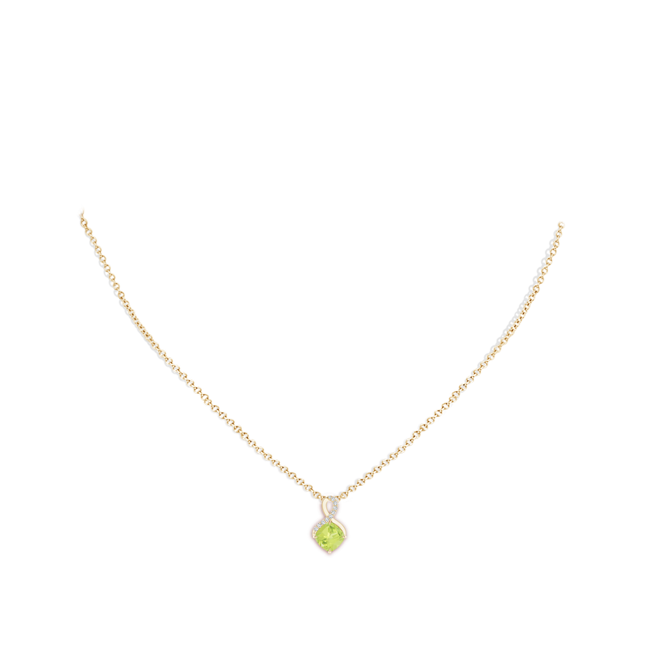 6mm A Claw-Set Peridot Infinity Pendant with Diamonds in Yellow Gold body-neck