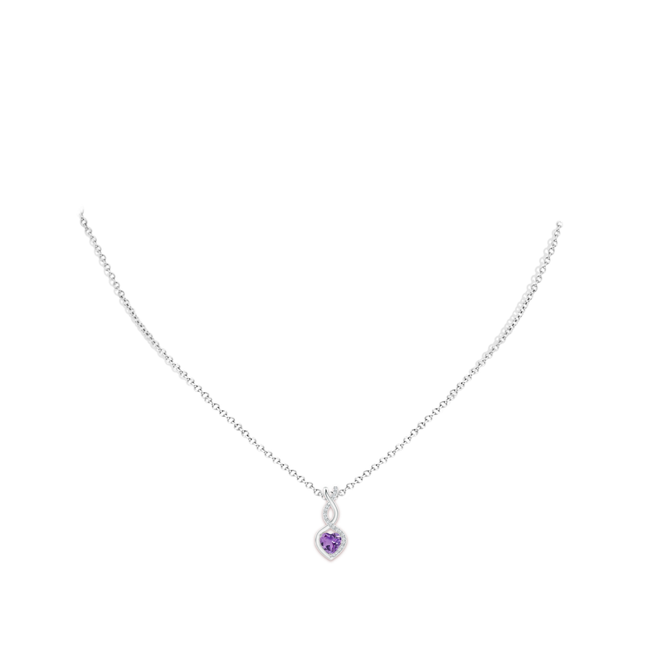 5mm A Heart-Shaped Amethyst Infinity Pendant with Diamond Accents in S999 Silver pen