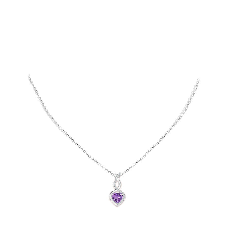 8mm A Heart-Shaped Amethyst Infinity Pendant with Diamond Accents in S999 Silver pen