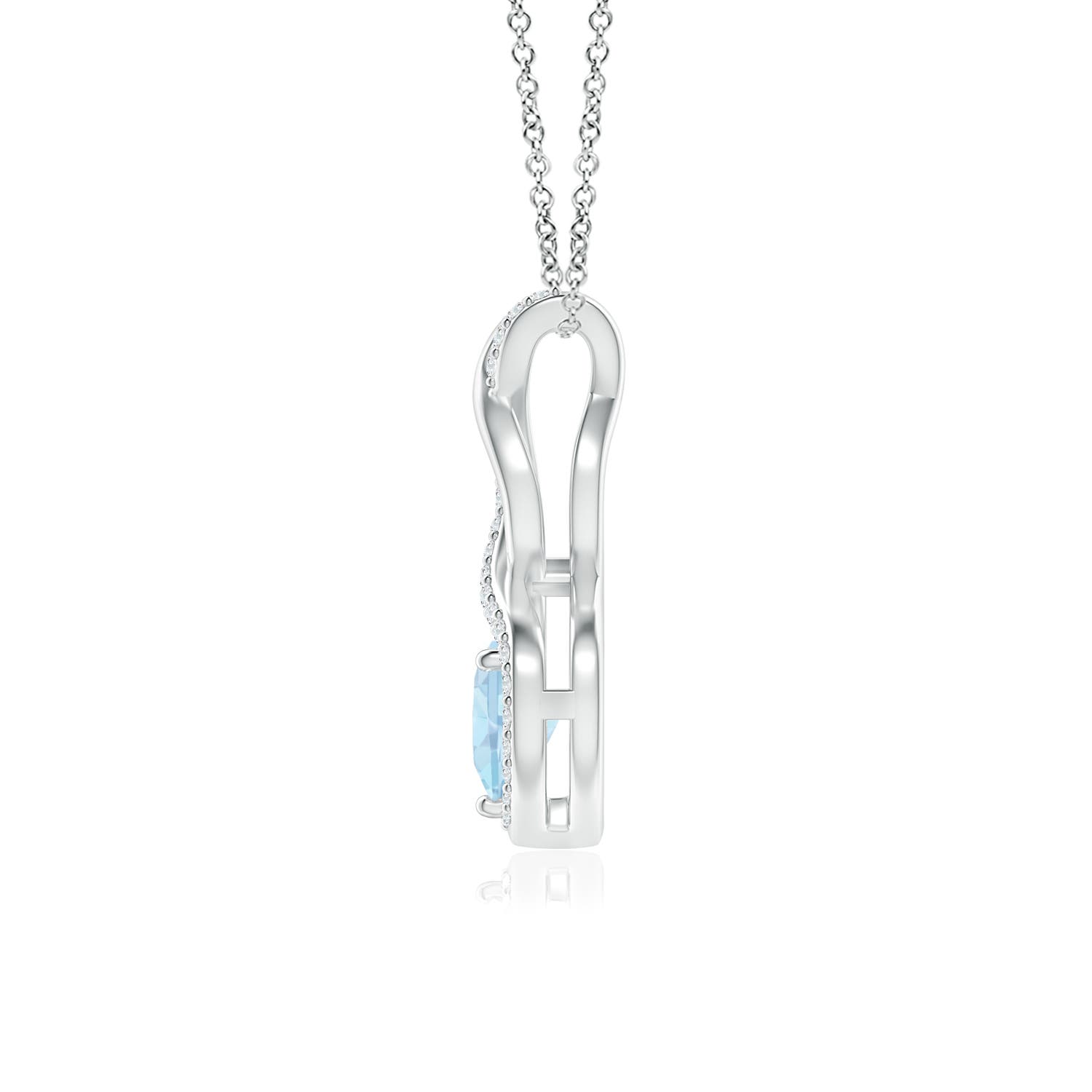 AA - Aquamarine / 0.41 CT / 14 KT White Gold