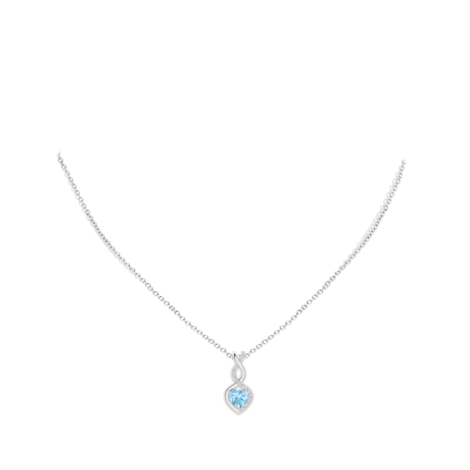 7mm AAAA Heart-Shaped Aquamarine Infinity Pendant with Diamond Accents in White Gold pen