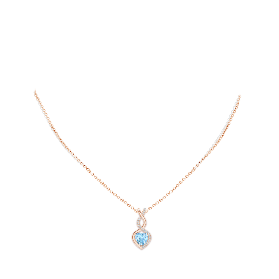 8mm AAAA Heart-Shaped Aquamarine Infinity Pendant with Diamond Accents in Rose Gold pen