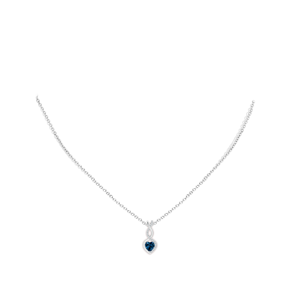 5mm AAAA Heart-Shaped London Blue Topaz Infinity Pendant with Diamond Accents in S999 Silver pen