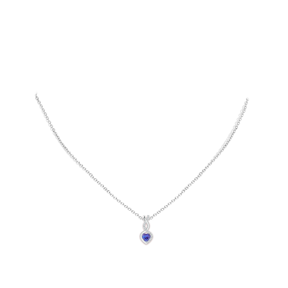 4mm AAA Heart-Shaped Tanzanite Infinity Pendant with Diamond Accents in S999 Silver pen