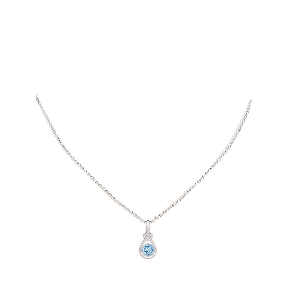6mm AAAA Aquamarine Knotted Heart Pendant with Diamond in P950 Platinum body-neck