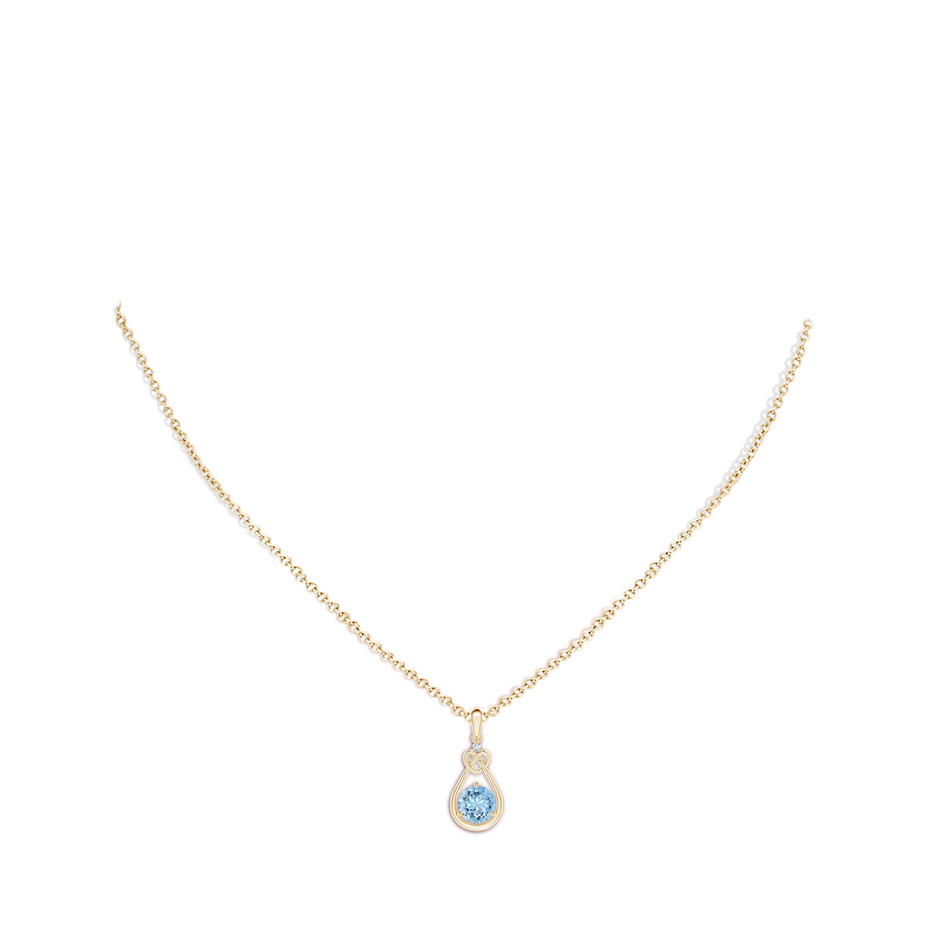 6mm AAAA Aquamarine Knotted Heart Pendant with Diamond in Yellow Gold body-neck