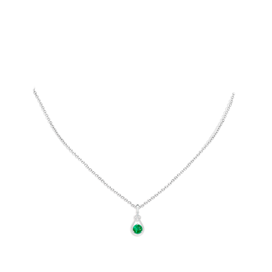 5mm AAA Emerald Knotted Heart Pendant with Diamond in S999 Silver pen