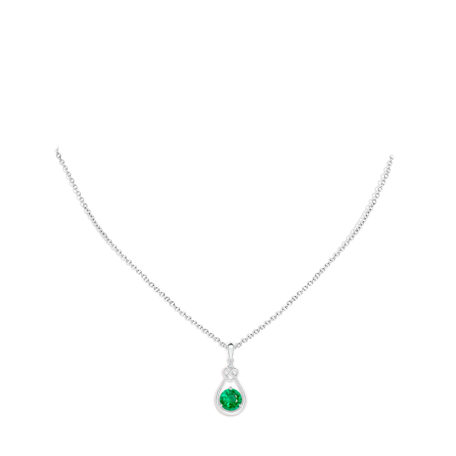 7mm AAA Emerald Knotted Heart Pendant with Diamond in P950 Platinum pen