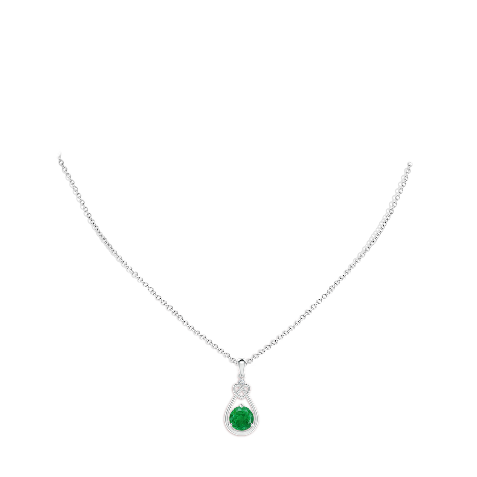 8mm AA Emerald Knotted Heart Pendant with Diamond in P950 Platinum pen