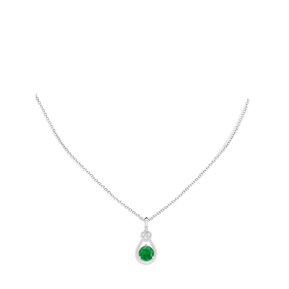 9mm AA Emerald Knotted Heart Pendant with Diamond in P950 Platinum pen