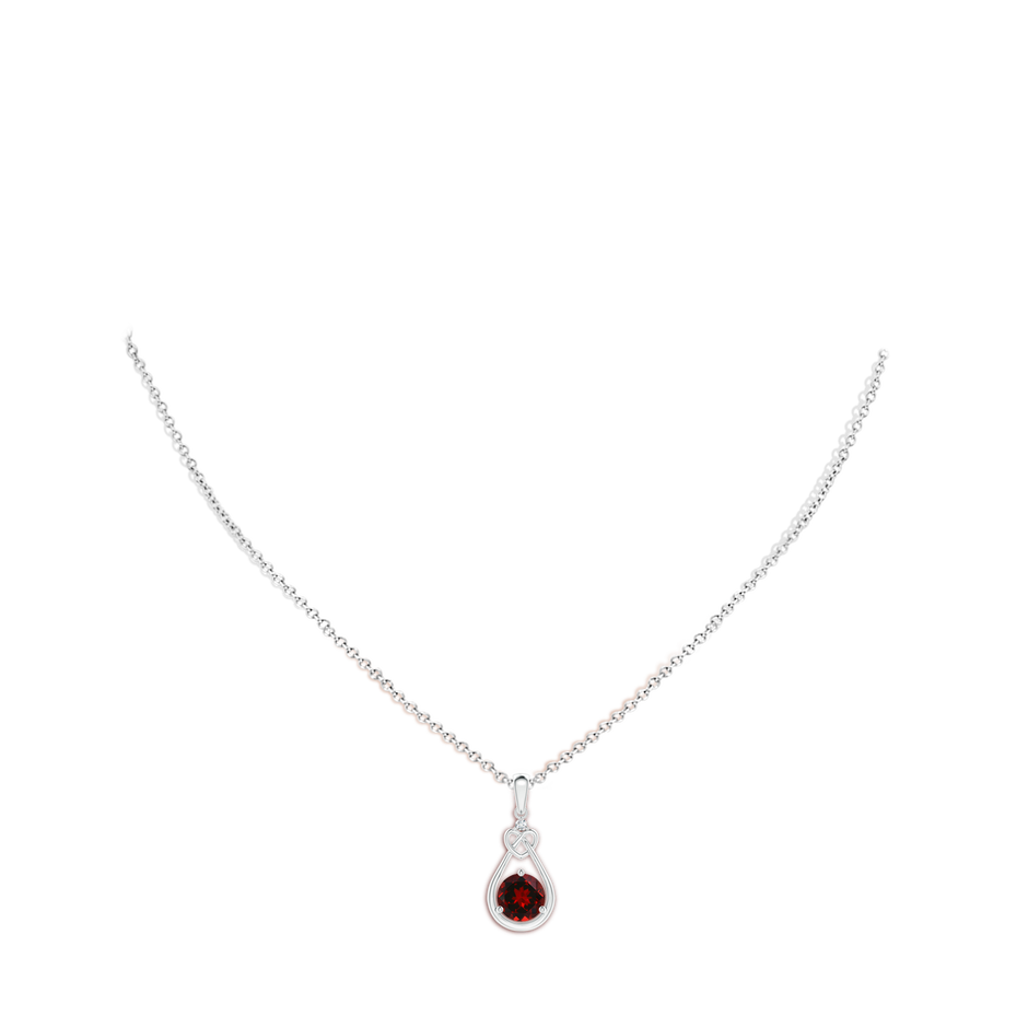7mm AAAA Garnet Knotted Heart Pendant with Diamond in P950 Platinum body-neck
