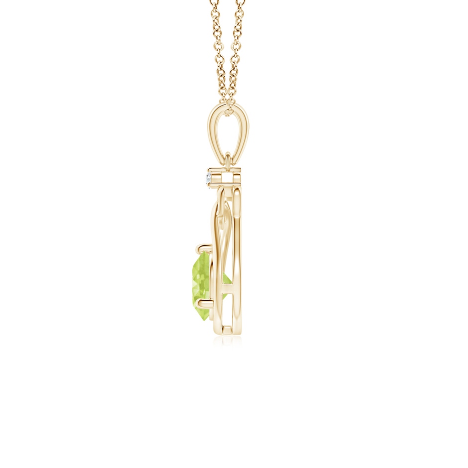 5mm A Peridot Knotted Heart Pendant with Diamond in Yellow Gold side-1