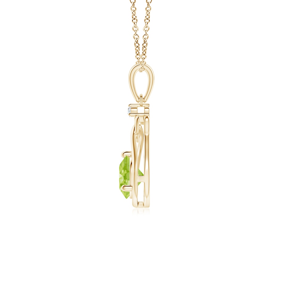 5mm AA Peridot Knotted Heart Pendant with Diamond in Yellow Gold side-1
