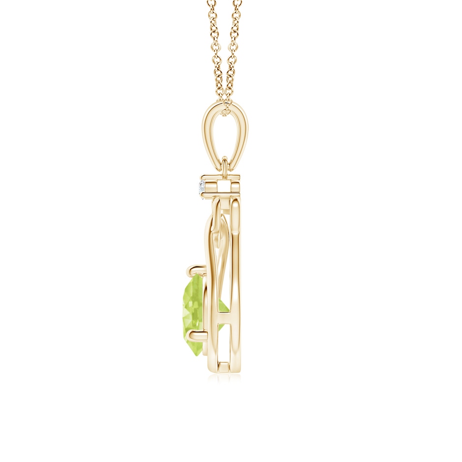 6mm A Peridot Knotted Heart Pendant with Diamond in Yellow Gold side-1