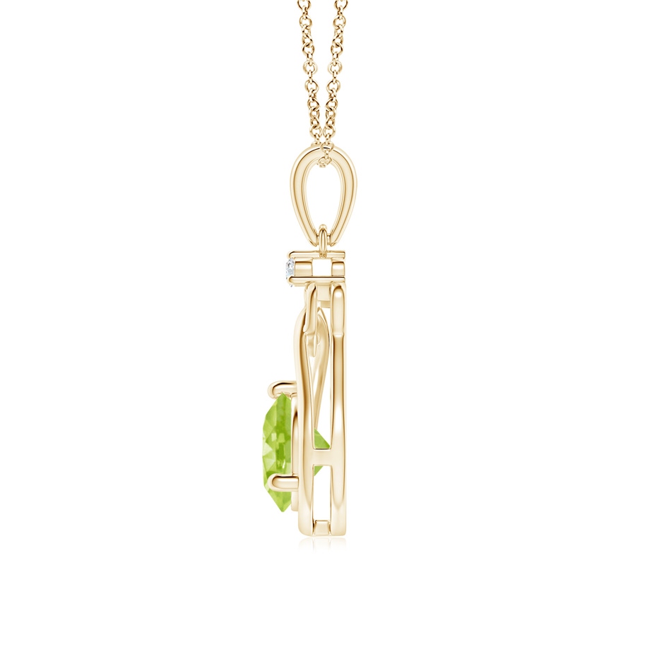 6mm AA Peridot Knotted Heart Pendant with Diamond in Yellow Gold side-1