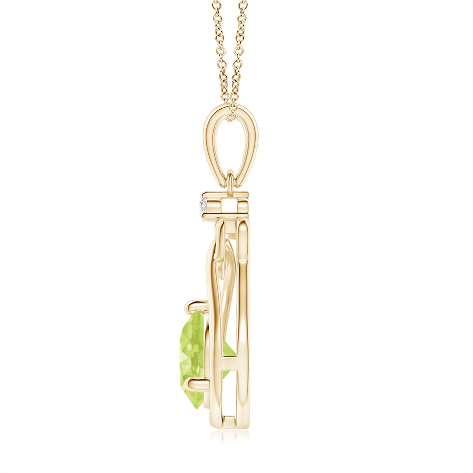 7mm A Peridot Knotted Heart Pendant with Diamond in Yellow Gold side-1