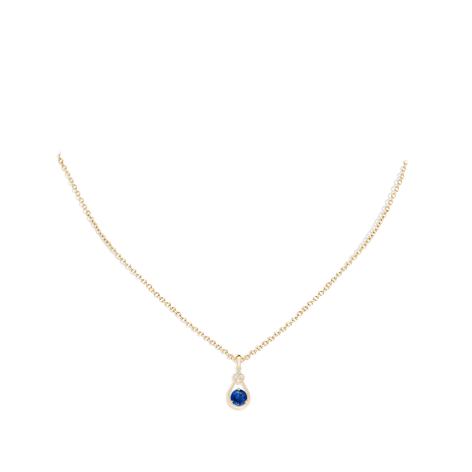 5mm AAA Sapphire Knotted Heart Pendant with Diamond in Yellow Gold pen