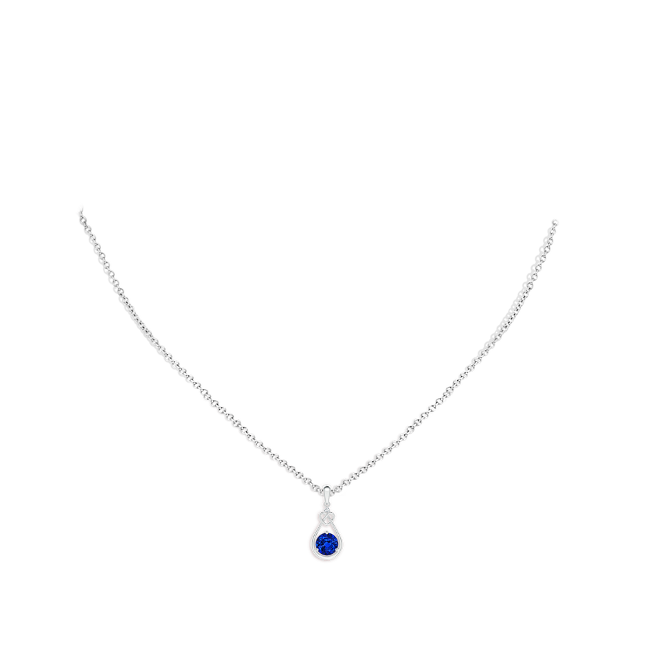 5mm AAAA Sapphire Knotted Heart Pendant with Diamond in White Gold pen