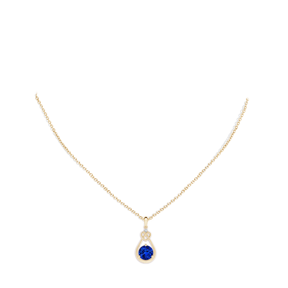 8mm Lab-Grown Sapphire Knotted Heart Pendant with Diamond in Yellow Gold pen