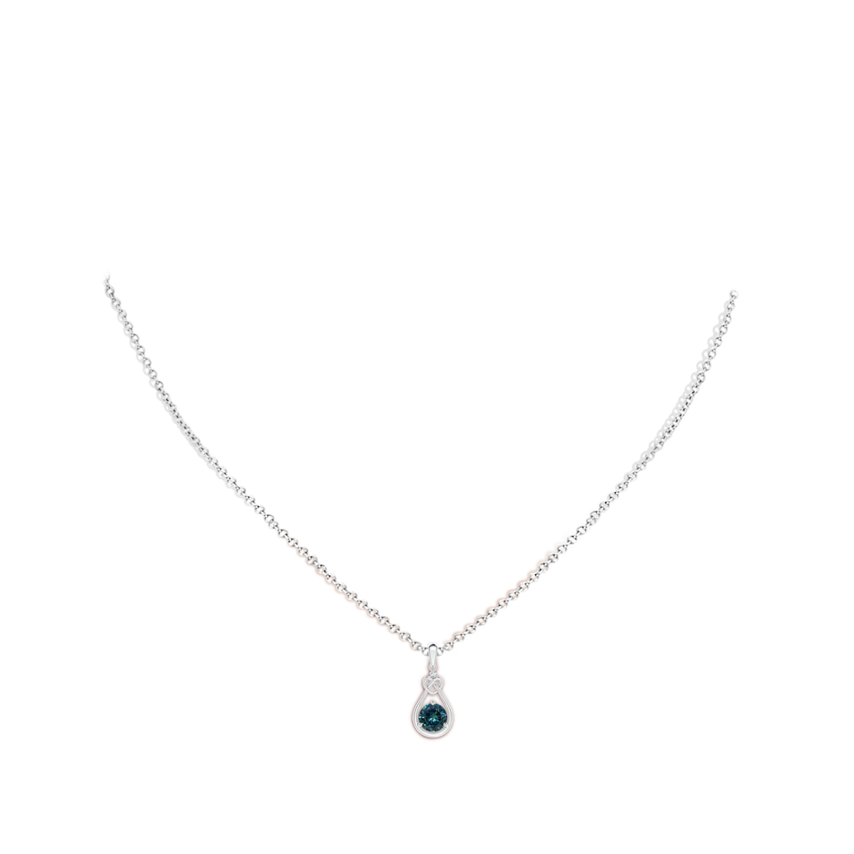 5mm AAA Teal Montana Sapphire Knotted Heart Pendant with Diamond in White Gold body-neck