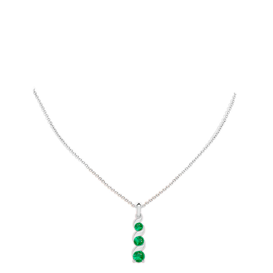 7mm AAA Channel-Set Round Emerald Three Stone Journey Pendant in S999 Silver pen