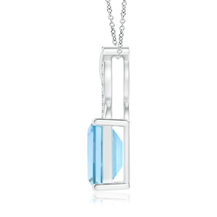 8x6mm AAAA Aquamarine Pendant with Diamond Entwined Bale in S999 Silver product image
