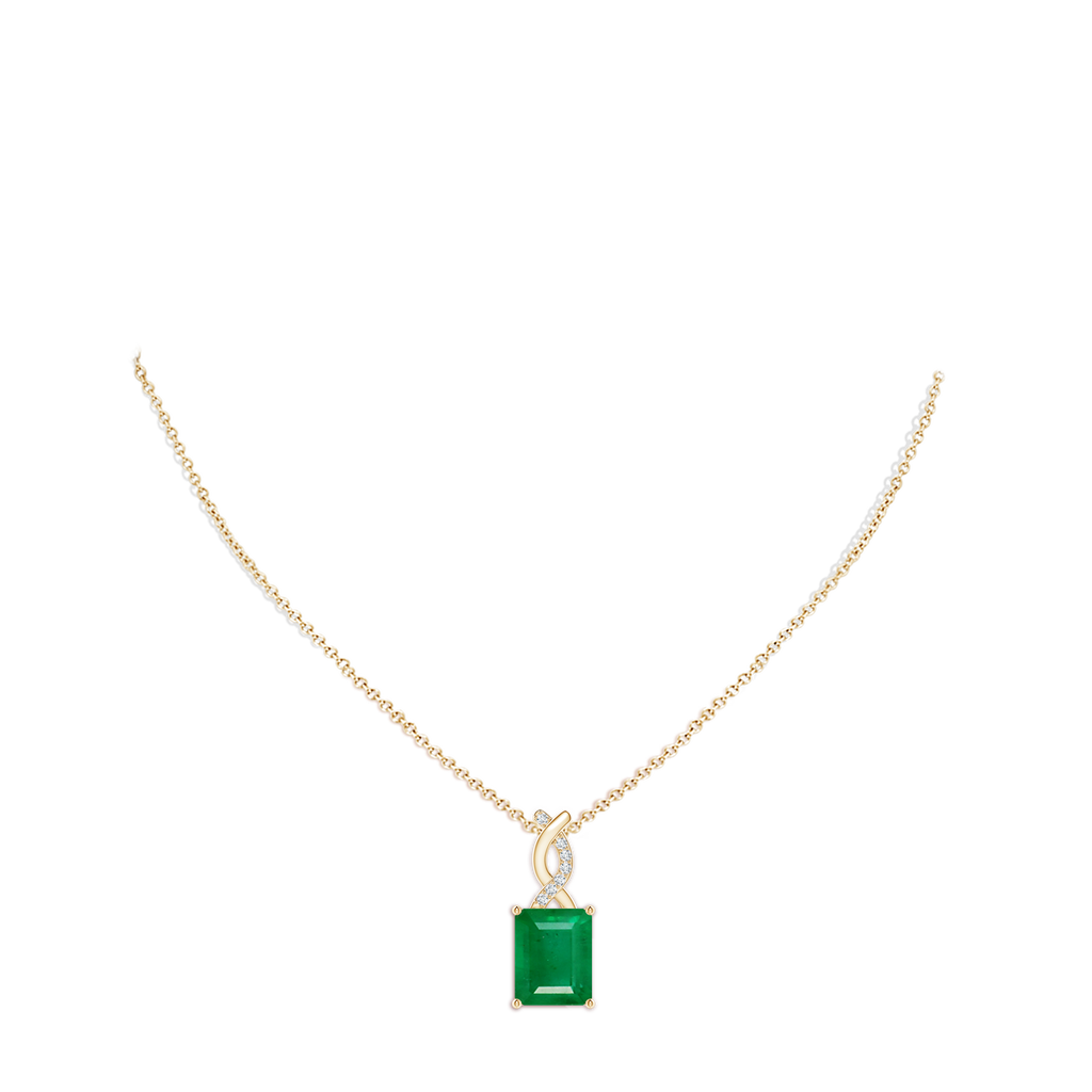 10x8mm AA Emerald Pendant with Diamond Entwined Bale in Yellow Gold pen