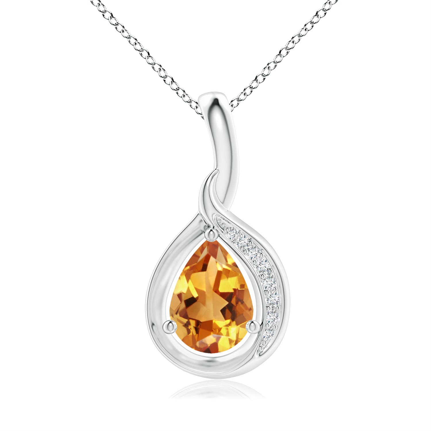 AA - Citrine / 0.63 CT / 14 KT White Gold