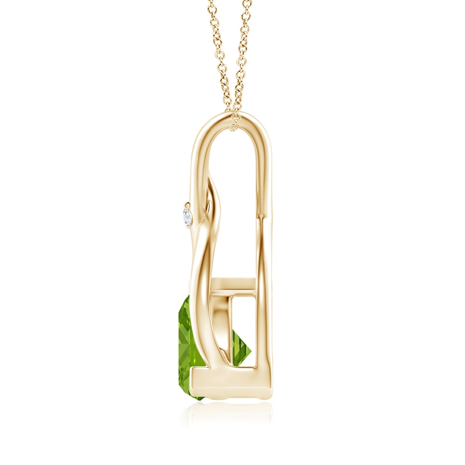 5mm AAAA Trillion Peridot Wishbone Pendant with Diamond in Yellow Gold product image