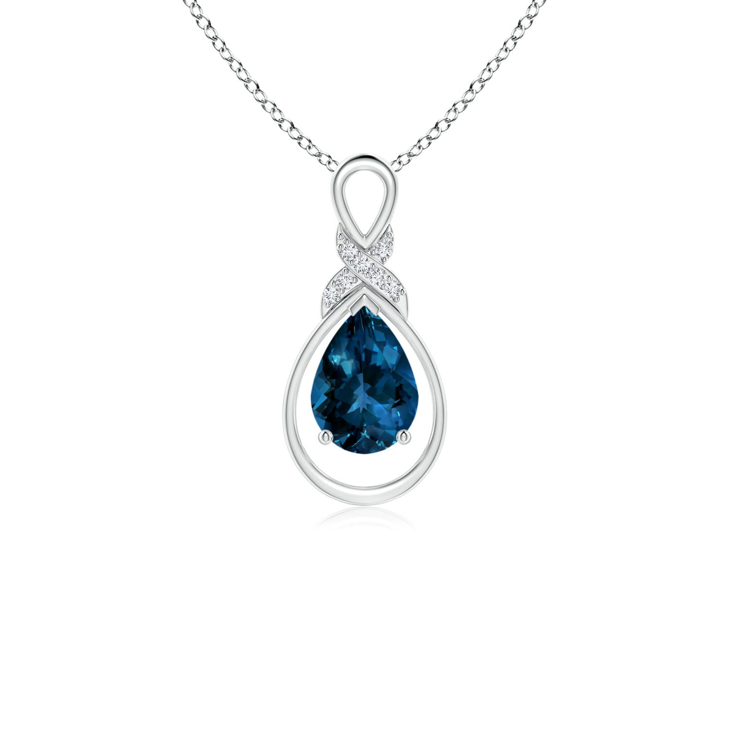 AAAA - London Blue Topaz / 0.82 CT / 14 KT White Gold